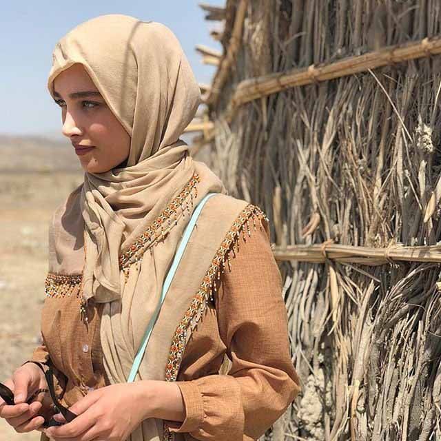 بیوگرافی سیده آناشید حسینی زیباترین مدل باحجاب ایرانی +عکس همسرش