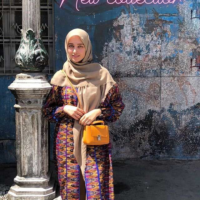 بیوگرافی سیده آناشید حسینی زیباترین مدل باحجاب ایرانی +عکس همسرش