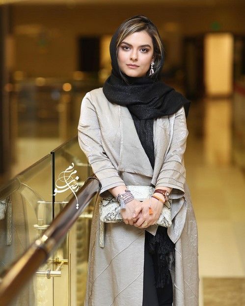 بیوگرافی دنیا مدنی دختر رویا تیموریان از همسر اولش +زندگی خصوصی و ازدواج