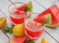 طرز تهیه نوشیدنی خنک هندوانه تابستانی + آموزش درست کردن یخ های میوه ای