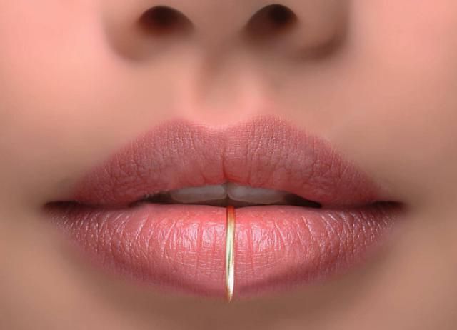 همه چیز درباره پیرسینگ بینی و لب | پیرسینگ چیست؟