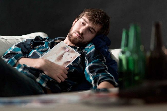 بعد از شکست عشقی و عاطفی چه کنیم؟ | ناراحت و برطرف کردن شکست عشقی