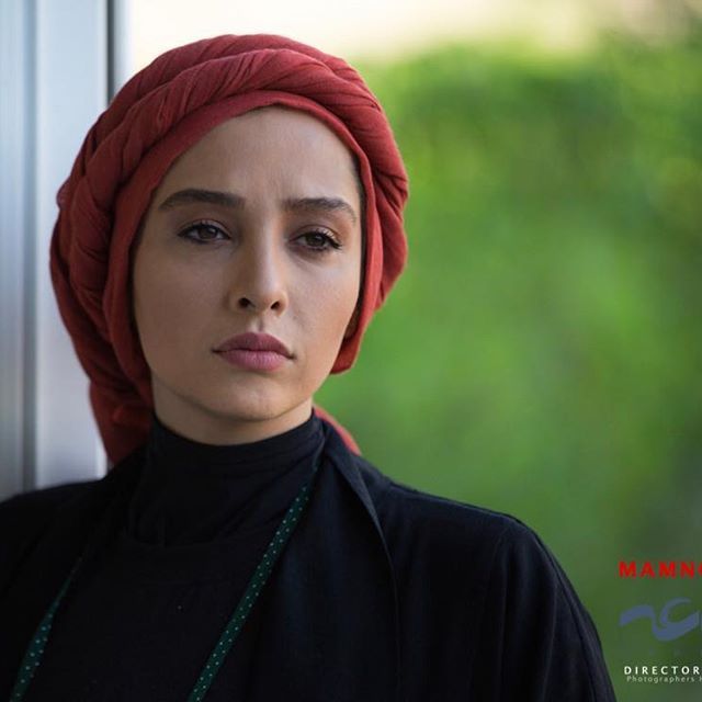کافه اینستا با آناهیتا درگاهی بازیگر جوان سینما همسر اشکان خطیبی
