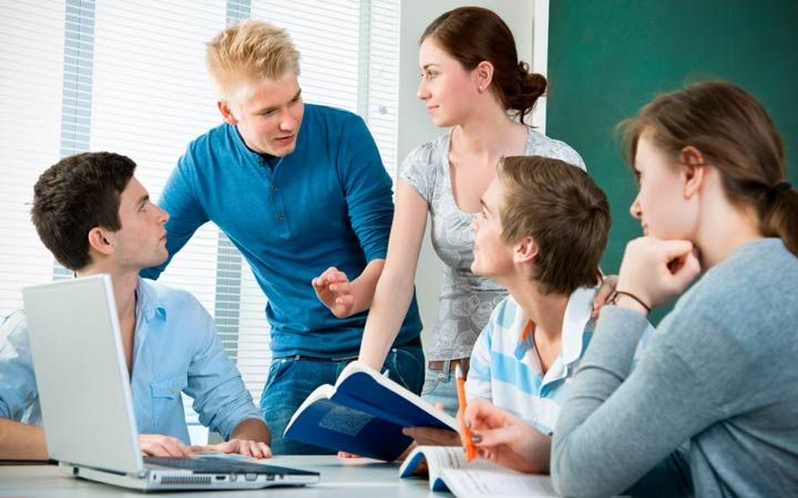 بهترین روش های یادگیری زبان انگلیسی آسان در منزل