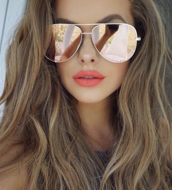 عینک آفتابی دخترانه 2023 | چه عینک هایی مد سال هستند؟