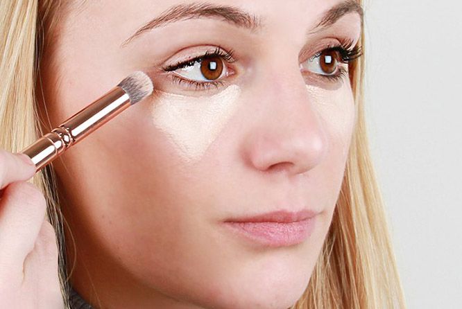 چگونه در محل کار آرایش کنیم؟ | نکات آرایش اداری و کارمندی