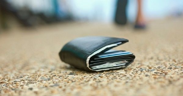 تعبیر خواب پول و گنج | دیدن پول در خواب چه معنایی دارد؟
