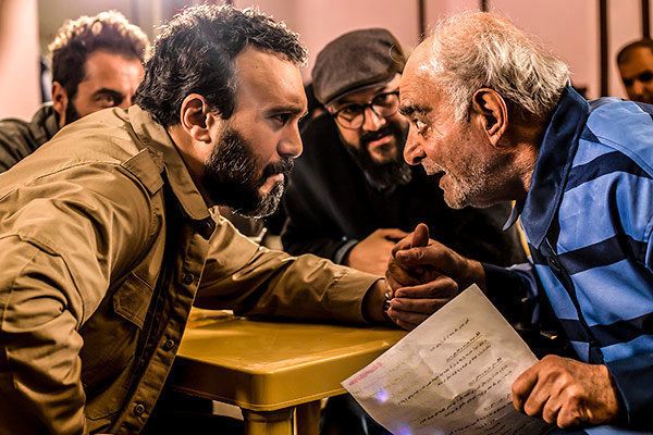 بیوگرافی تمام بازیگران سریال شرایط خاص + عکس های بازیگران سریال شرایط خاص
