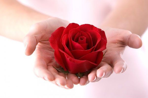 روش های خوشبو کردن واژن (علت بوی واژن زنان و روش های رفع آن)