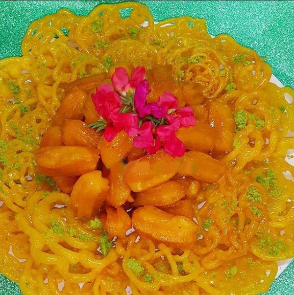 طرز تهیه زولبیا و بامیه به روش قنادی و مجلسی برای ماه رمضان + روش های تزیین مجلسی طرز تهیه زولبیا و بامیه به روش قنادی و مجلسی برای ماه رمضان + روش های تزیین مجلسی