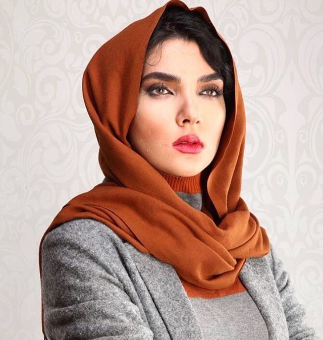 بیوگرافی سارا رسول زاده و همسرش + عکس های سارا رسول زاده و مصاحبه