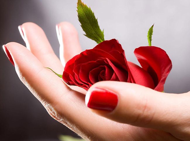 روش های خوشبو کردن واژن (علت بوی واژن زنان و روش های رفع آن)