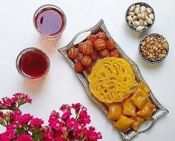 طرز تهیه زولبیا و بامیه به روش قنادی و مجلسی برای ماه رمضان + روش های تزیین مجلسی