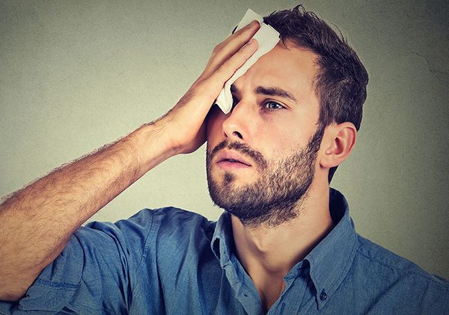 مهمترین علائم حمله قلبی | چگونه از بروز سکته قلبی آگاه شویم؟