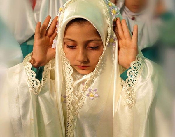 چرا باید نماز بخوانیم؟ فلسفه و احکام نماز خواندن چیست؟