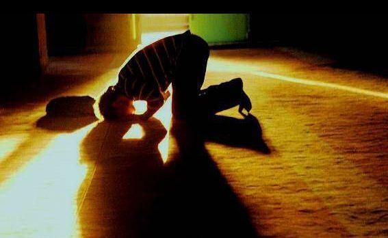 چرا باید نماز بخوانیم؟ فلسفه و احکام نماز خواندن چیست؟