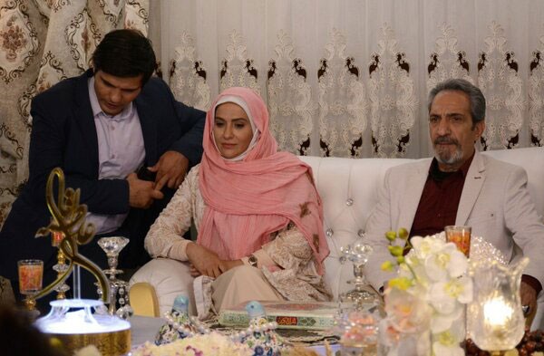 عکس و اسامی بازیگران سریال روزگار + زمان پخش و خلاصه داستان