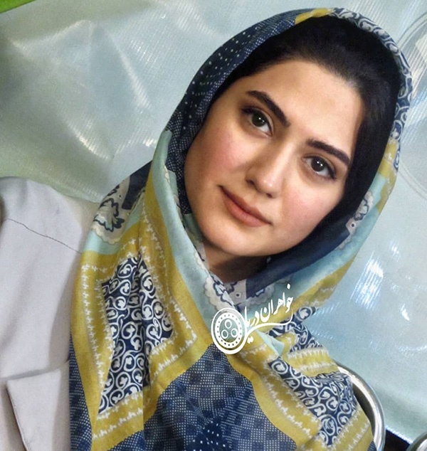 عکس و اسامی بازیگران سریال زیر پای مادر + داستان و حواشی