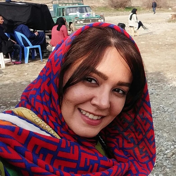 بیوگرافی تمام بازیگران سریال نون خ 2 + عکس های بازیگران سریال نون خ فصل دوم