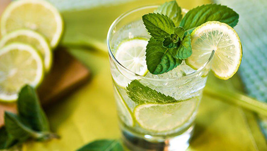 بهترین خوراکی ها برای افطاری و سحری | چه بخوریم و چه نخوریم؟