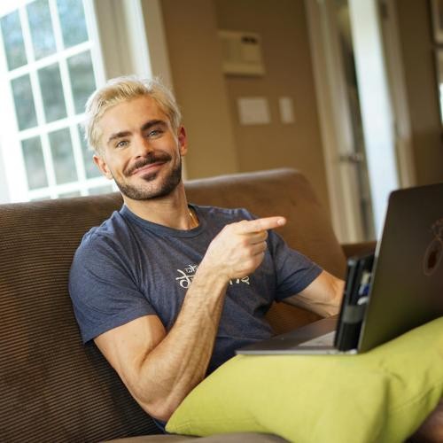 زاک افرون zacefron@ | بیوگرافی و عکس های جدید زاک افرون بازیگر مشهور هالیوود