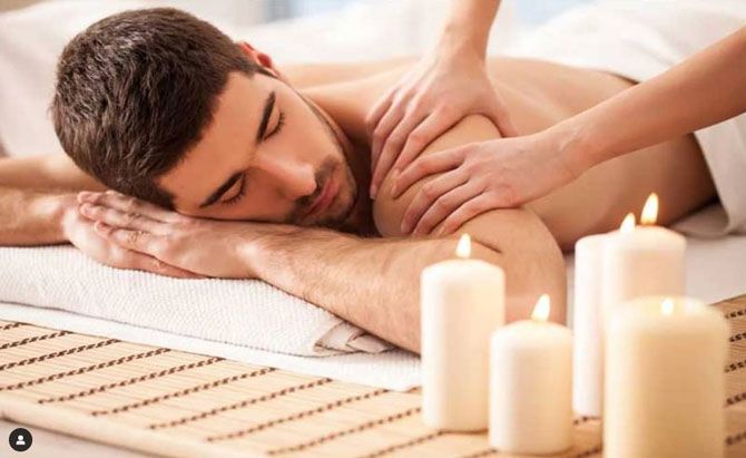 تاثیرات شگفت انگیز درمان با ماساژ در منزل