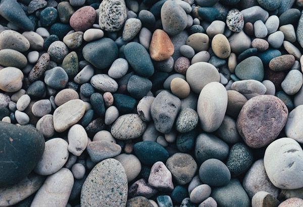 11 تعبیر خواب سنگ | دیدن سنگ در خواب چه معنایی دارد؟