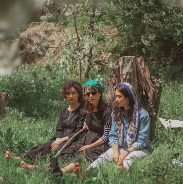 بیوگرافی مهدخت مولایی و همسرش + عکس های مهدخت مولایی