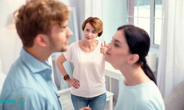 دخالت خانواده در زندگی مشترک با همسرمان را چگونه کنترل کنیم ؟
