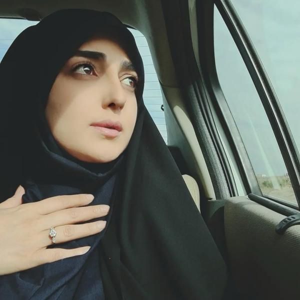 بیوگرافی ستاره سادات قطبی و همسرش + عکس های ستاره سادات قطبی