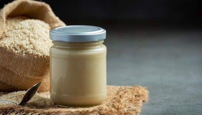 برای تقویت حافظه و پیشگیری از آلزایمر ارده کنجد بخورید!