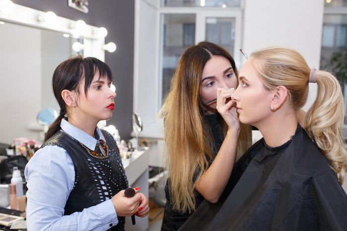 آموزش ۱۰ دوره پولساز آرایشگری در الهه بیوتی [مدرک بین المللی برای مهاجرت]
