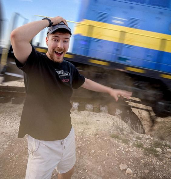 بیوگرافی مستر بیست (MrBeast) یوتیوبر مشهور دنیا + عکس بیوگرافی مستر بیست (MrBeast) یوتیوبر مشهور دنیا + عکس