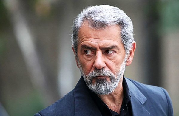 آغاز فعالیت هنری فرامرز قریبیان