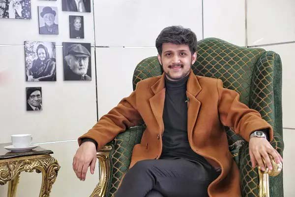 بازی متین حیدری در فیلم مسیر عشق
