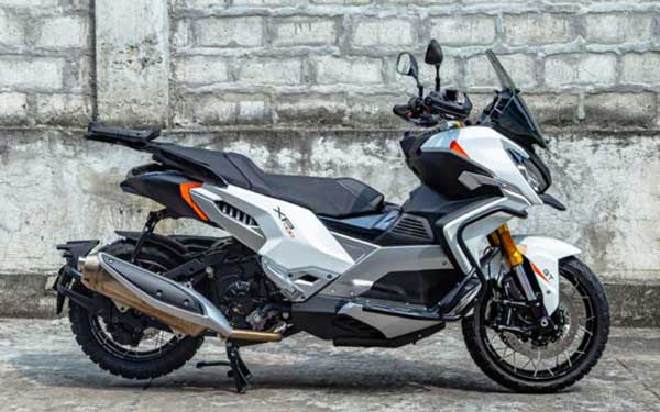 موتورسیکلت پژو XP400 در ایران؛ بررسی کامل مشخصات و امکانات این اسکوتر مدرن
