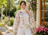 ۵ استایل بهاره و خنک با «مدل بلوز حریر گلدار زنانه» برای دورهمی‌های دوستانه