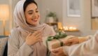 راهنمای خرید هدیه برای خانم‌ها؛ چطور هدیه‌ای انتخاب کنیم که واقعاً دوستش داشته باشند؟