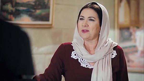 بیوگرافی هولیا دارجان
