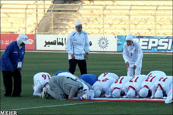 حذف شدن تیم ملی فوتبال بانوان ایران