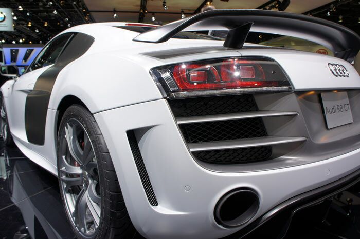 عکس های نمایشگاه خودرو دیترویت 2011
