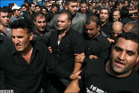 عکس هایی از مراسم خاکسپاری روح الله داداشی..!