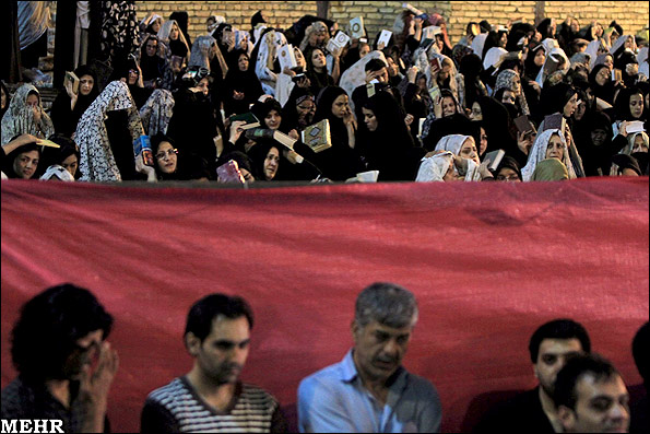 عکس هیی جالب از مراسم شب قدر