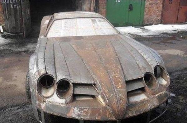 عکس های جالب از یک ماشین مرسدس بنز
