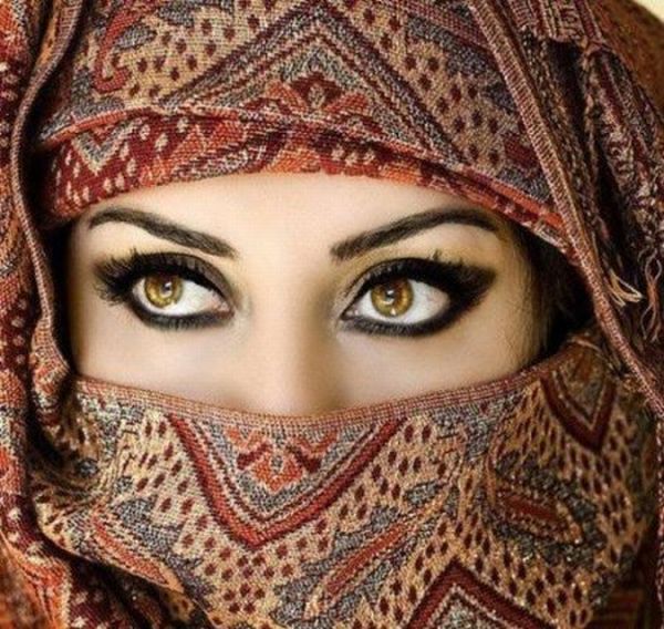 عکس هایی از آرایش چشم و لب
