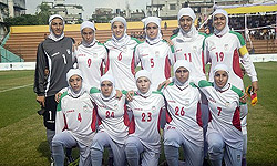 خوشحالی دختران فوتبالیست ایران پس از برد + عکس