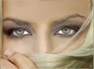عکس هایی دیدنی از 10 زن با زیباترین چشمان جهان