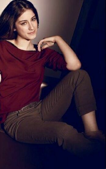 عکس های نهال hazal kaya