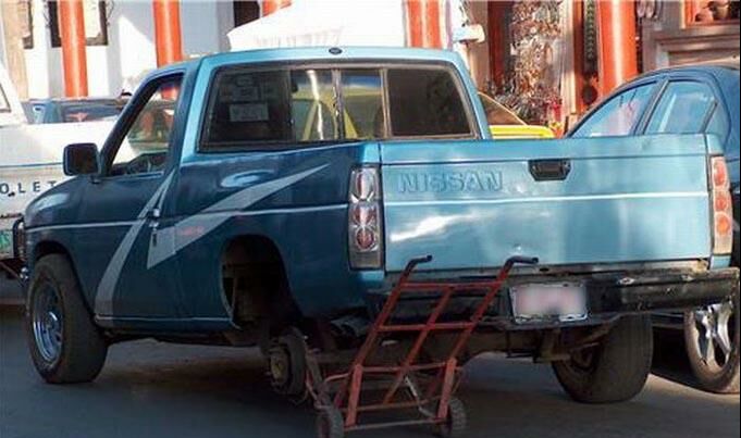 عکسهای خنده دار از خلاقیت در تعمیر اتومبیل
