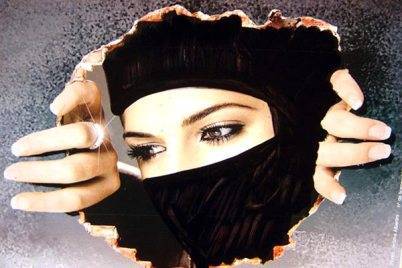 دختری که شاهزاده حجاب در پاریس شد + عکس